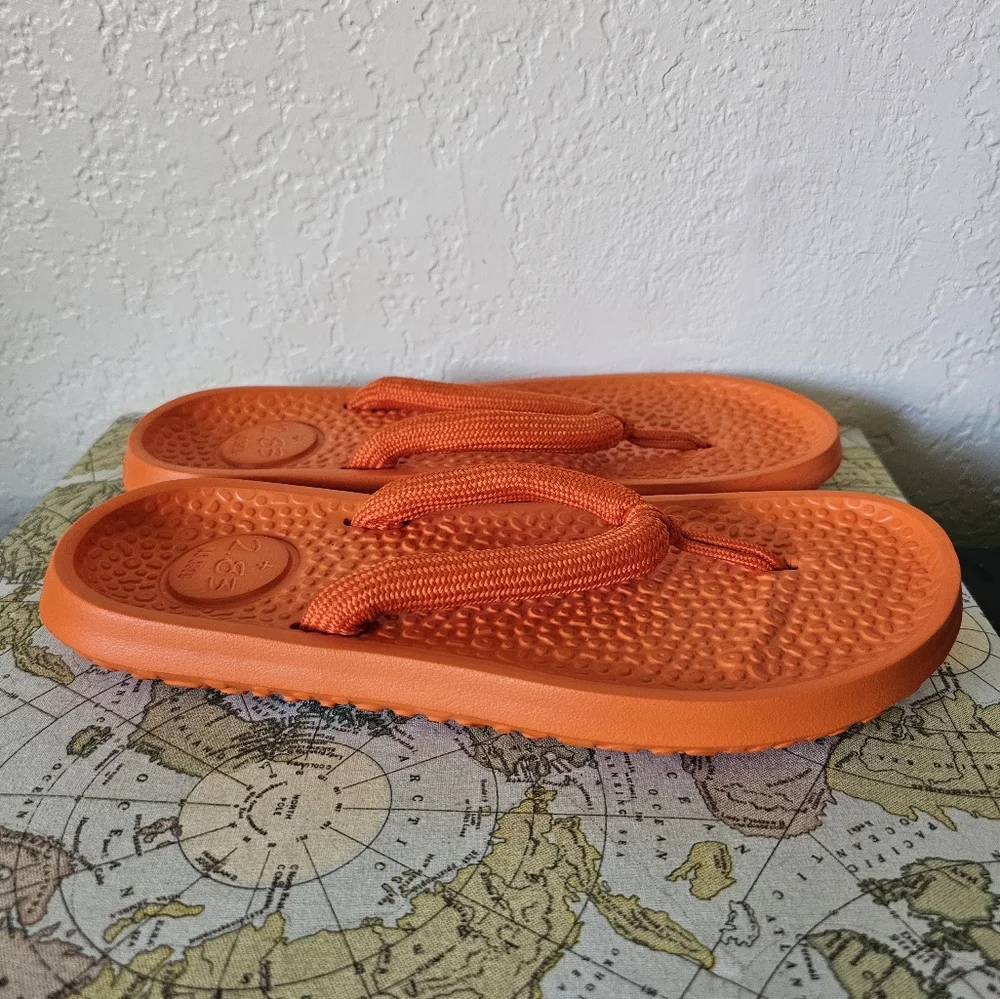 Allbirds orange 🍊 flip flops size‎ 9-9.5